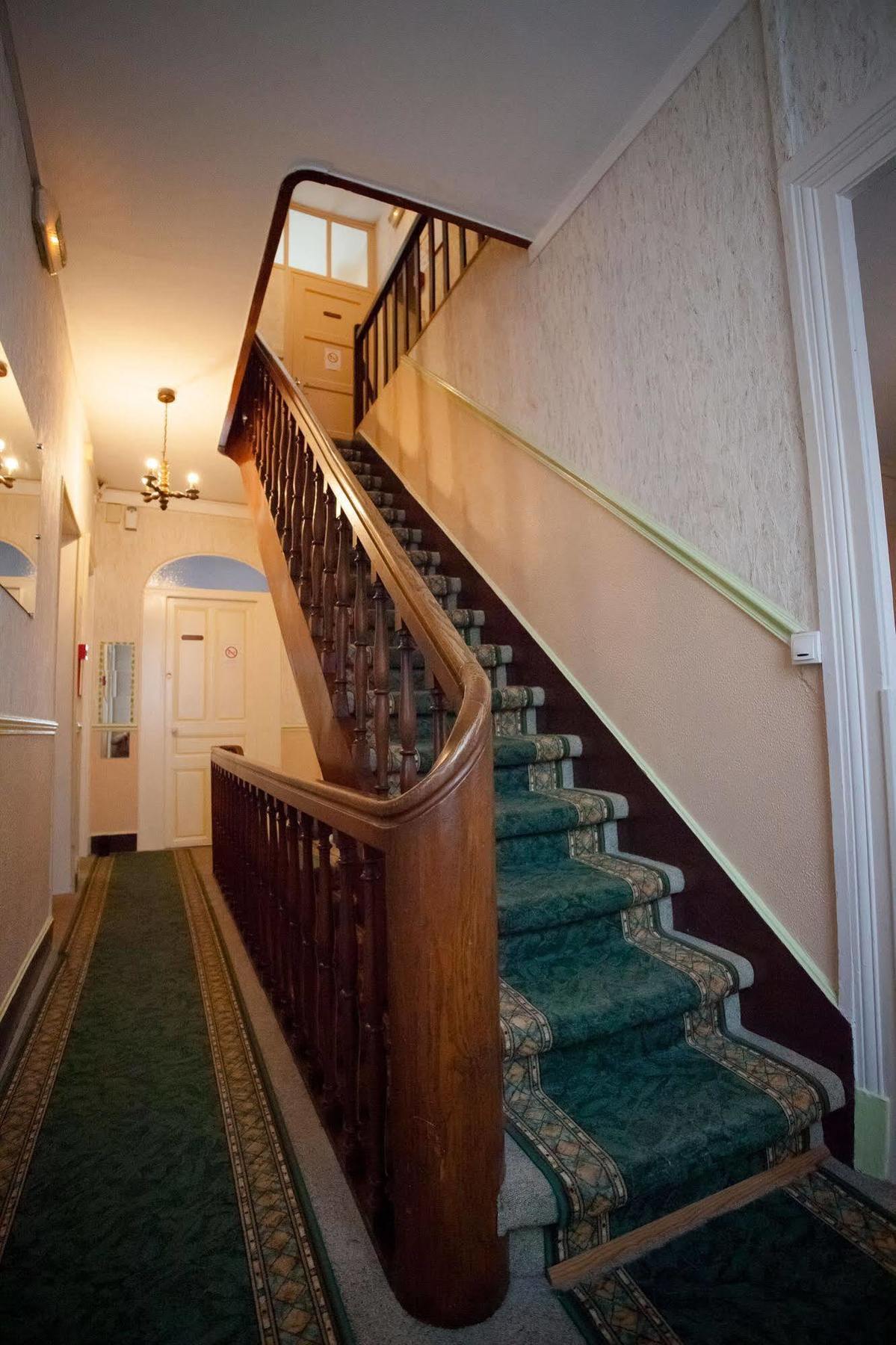 Hotel De La Cite Châlons-en-Champagne Dış mekan fotoğraf